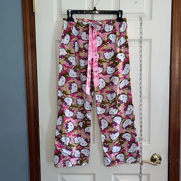 Hello Kitty Other - Hello kitty, medium -pajama pants, pink/camo all over print.